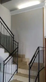 Domus Guesthouse Mediolan Hotel