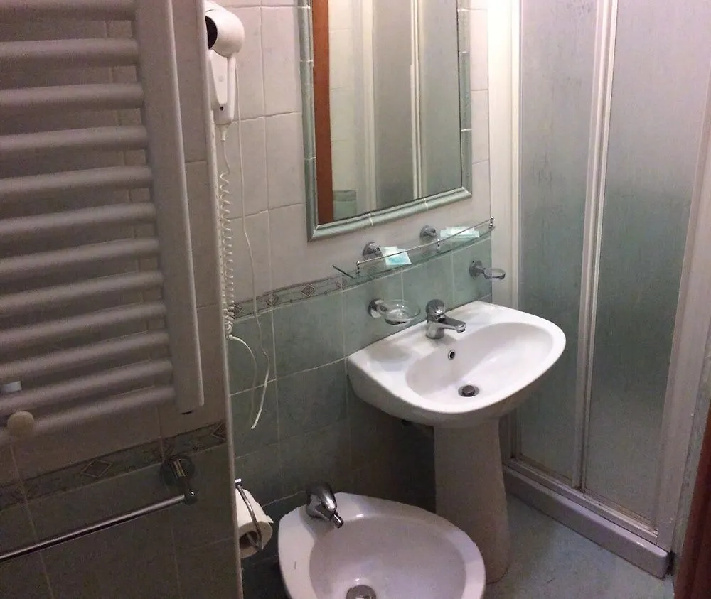Domus Guesthouse Mediolan Hotel