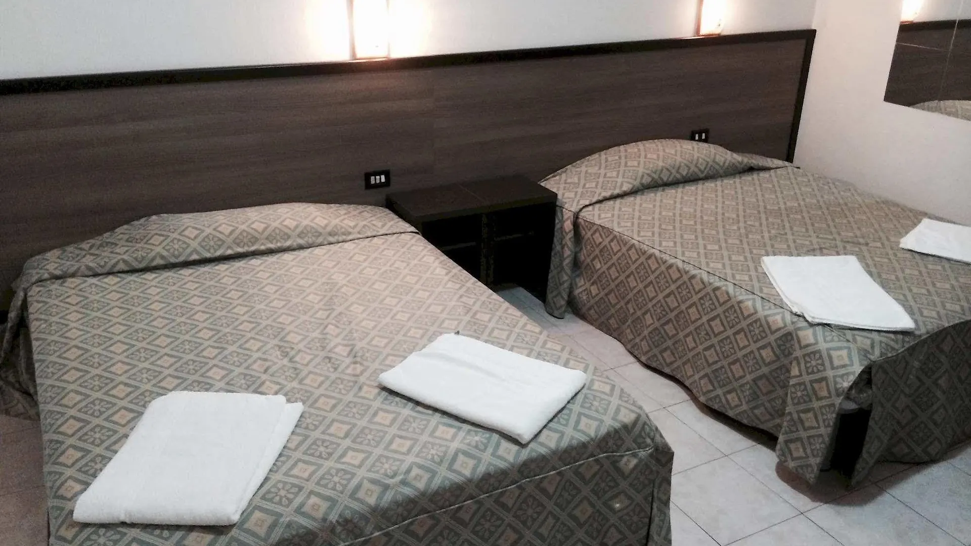 Domus Guesthouse Mediolan 2*,  Włochy