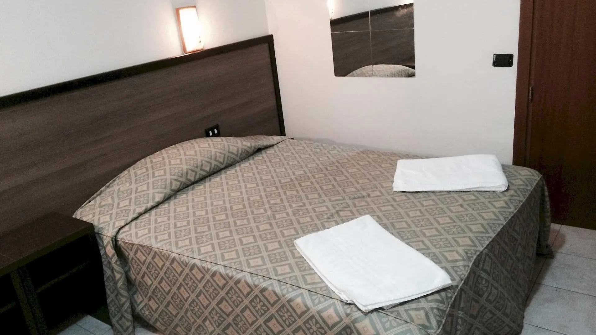 Domus Guesthouse Mediolan